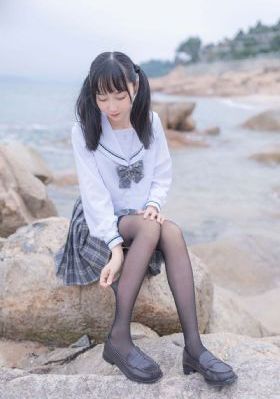别向下看_DVD免费观看超清