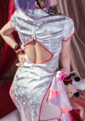 女同桌脱给我揉_超清动漫在线观看